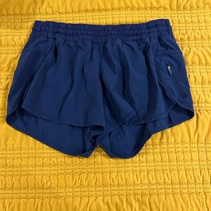 Lululemon 4” tracker shorts